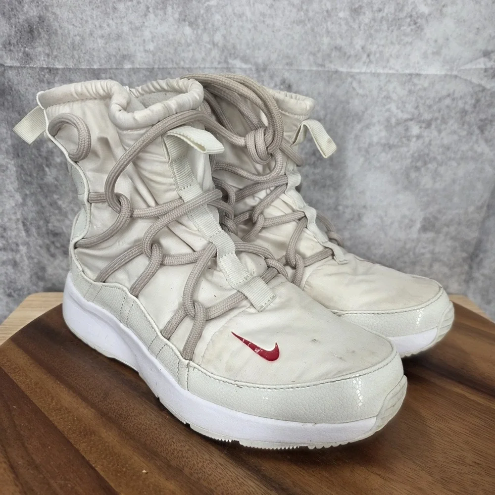 Nike water resistant